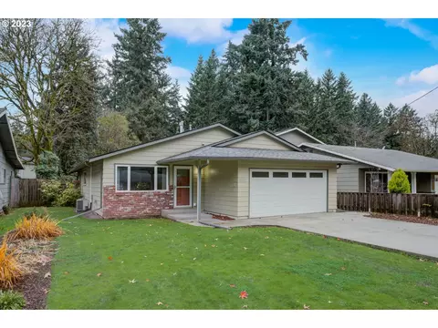 16237 Lake Forest Blvd, Lake Oswego, OR 97035