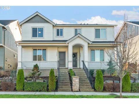 17092 SE Crossroads Ave, Happy Valley, OR 97086