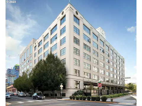1400 NW Irving St #417, Portland, OR 97209