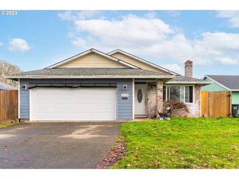 1020 SW 215th Ave, Beaverton, OR 97003