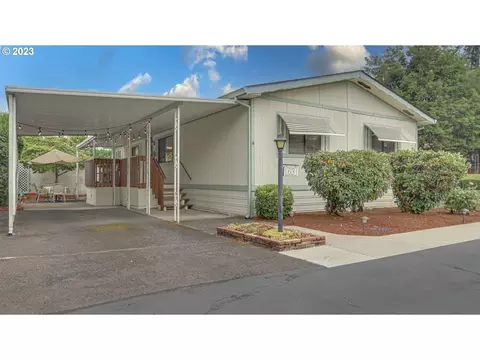 620 SE 2nd Ave #63, Canby, OR 97013
