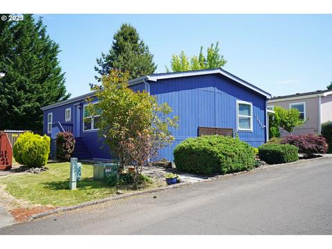 17933 Country Village Dr, Oregon City, OR 97045