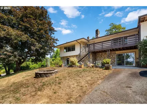 423 NE Ginseng Dr, Estacada, OR 97023