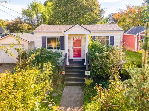 9464 N Polk Ave, Portland, OR 97203
