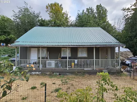 29 SW Oneonta St, Cascade Locks, OR 97014