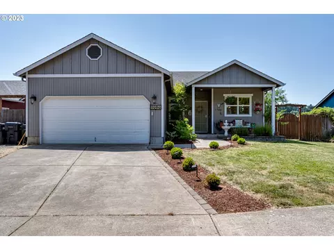 1616 S 59th St, Springfield, OR 97478
