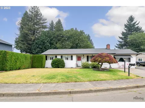 791 N 70th St, Springfield, OR 97478
