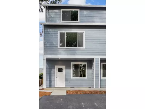 3771 SE 43rd Ave, Portland, OR 97206