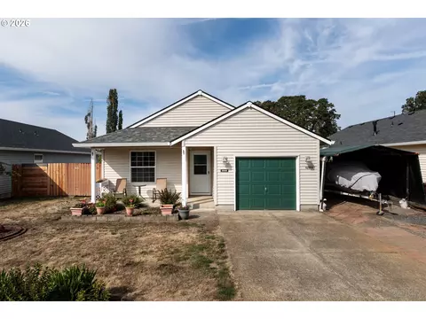 58959 Alexandra Ln, Saint Helens, OR 97051