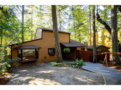 5150 Nectar Way, Eugene, OR 97405