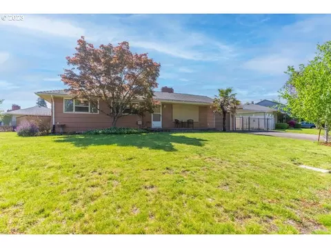 2902 SE 160th Ave, Portland, OR 97236