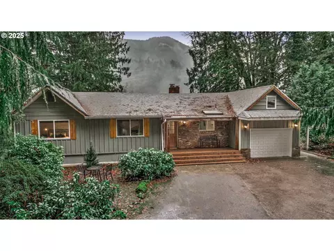 63923 E Brightwood Loop Rd, Brightwood, OR 97011