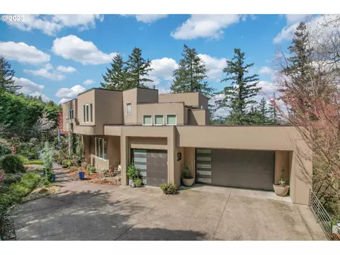 53 Eagle Crest Dr, Lake Oswego, OR 97035