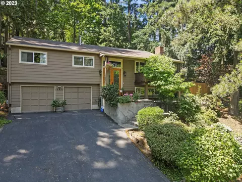 12925 SW 132nd Ave, Tigard, OR 97223