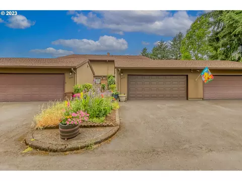 14713 NE Stanton Ct, Portland, OR 97230