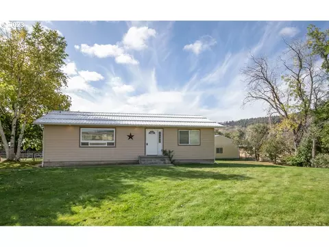 61922 Blackhawk Trail Ln, La Grande, OR 97850