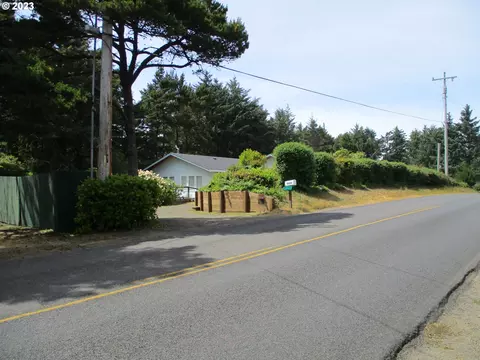 88430 4th Ave, Florence, OR 97439