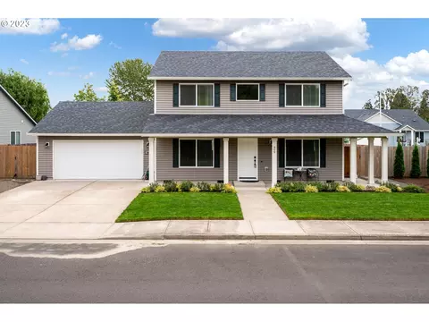809 Stowers Rd, Molalla, OR 97038