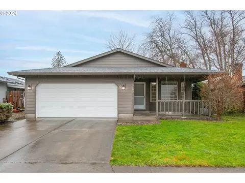 3395 SE Blake Pl, Troutdale, OR 97060