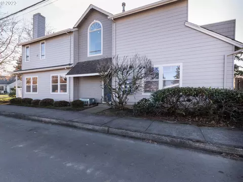 393 NE Kelly Ave, Gresham, OR 97030