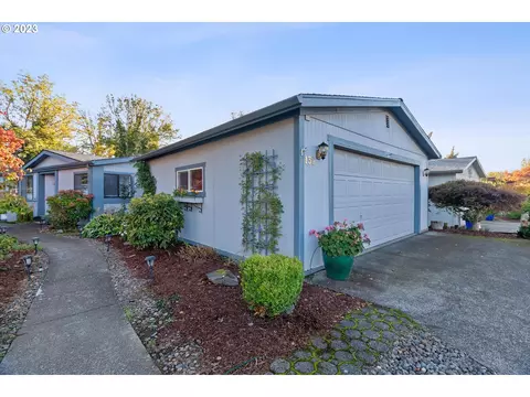 100 SW 195th Ave #132, Beaverton, OR 97003