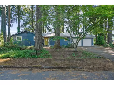 1250 SW 1st Ave, Mill City, OR 97360