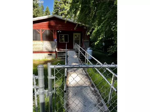 78200 Black Pine Ln, Weston, OR 97886