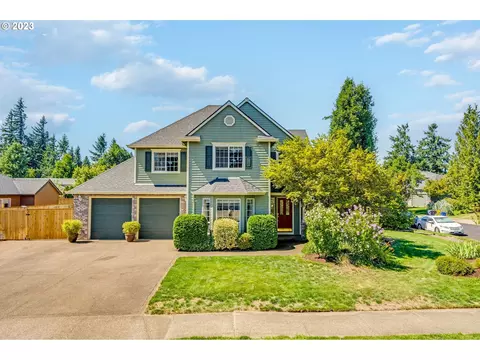 19403 Hazelgrove Dr, Oregon City, OR 97045