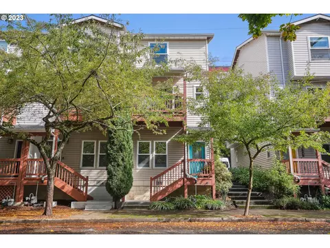 8727 N Crawford St, Portland, OR 97203
