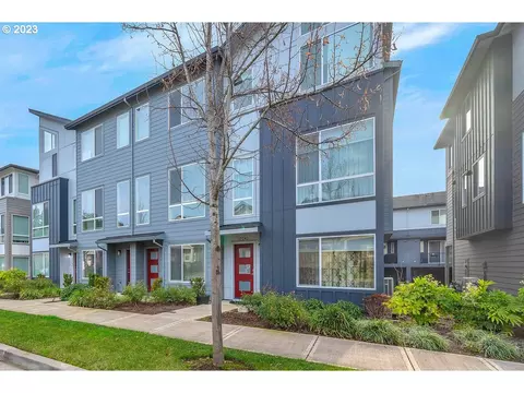 17236 SW Kite Ln, Beaverton, OR 97007