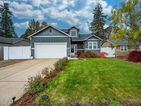 87578 Placid St, Veneta, OR 97487