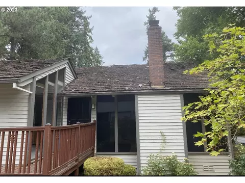 15163 SW New Plymouth Ln, Beaverton, OR 97007