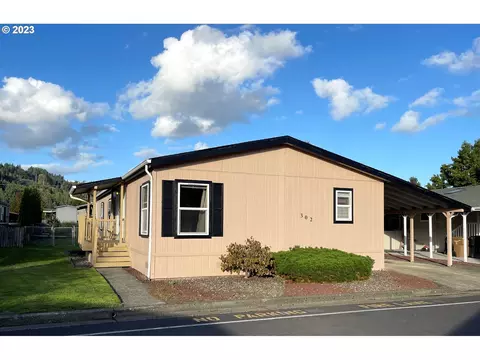302 Pheasant Ln, Longview, WA 98632