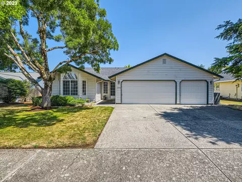 13611 NE 6th Ct, Vancouver, WA 98685
