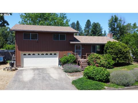 1306 NW Jefferson St, Roseburg, OR 97471