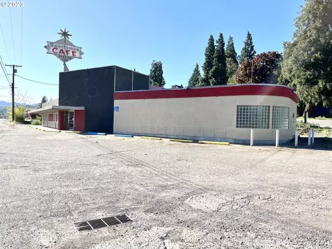 48127 Highway 58, Oakridge, OR 97463