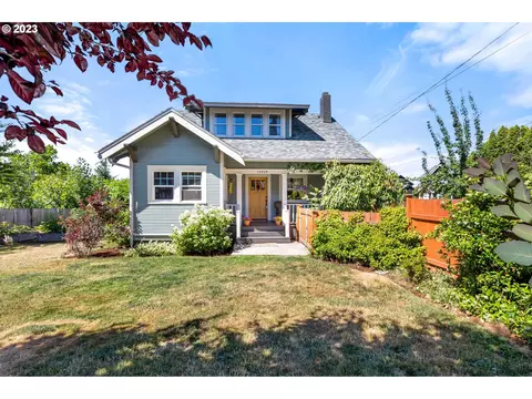 15909 SE Harold Ave, Milwaukie, OR 97267
