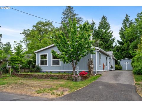 10033 N Mohawk Ave, Portland, OR 97203