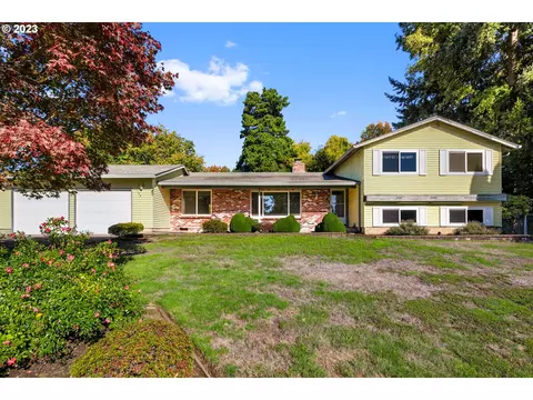 1102 NW 103rd St, Vancouver, WA 98685