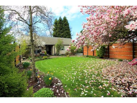 3660 Sisters View Ave, Eugene, OR 97401 photo 1