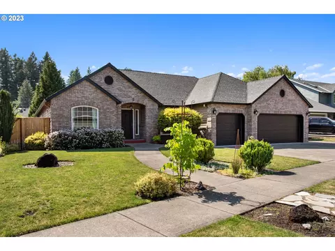 499 NE 49th Ave, Hillsboro, OR 97124