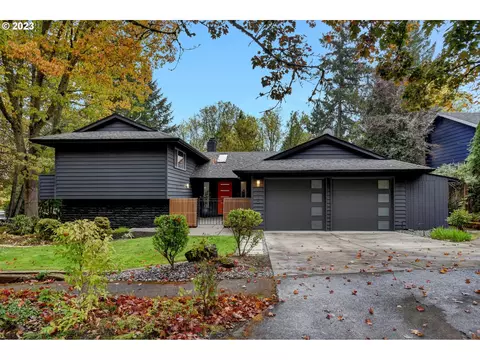 7420 SW Hart Pl, Beaverton, OR 97008