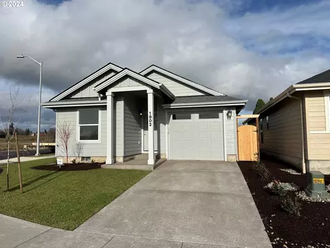1802 SE Mulberry Ave #41, Dallas, OR 97338