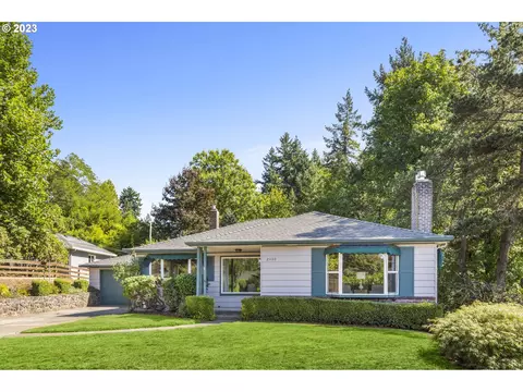 2150 SW Sunset Dr, Portland, OR 97239