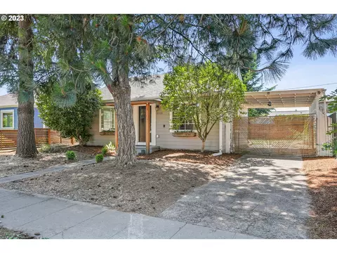 3115 SE 79th Ave, Portland, OR 97206