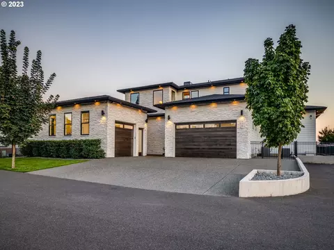 19407 SE View Crest Ter, Camas, WA 98607