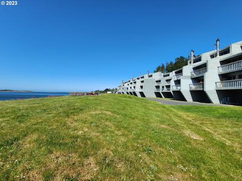 94304 Wedderburn Loop #432, Gold Beach, OR 97444