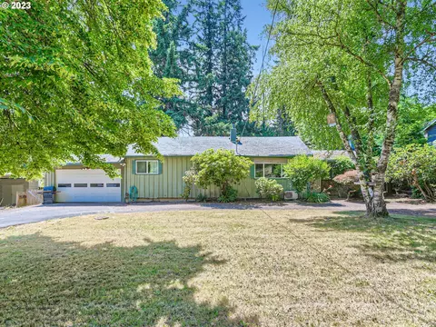 13900 SW River Ln, Tigard, OR 97224