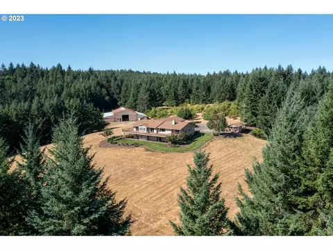 17901 NE Baker Trail Ln, Newberg, OR 97132