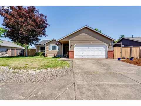 2293 Parker Pl, Eugene, OR 97402